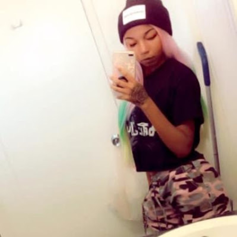 Meet your Posher, Angelic